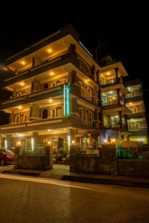 Hotel Bougainvillea  Покхара